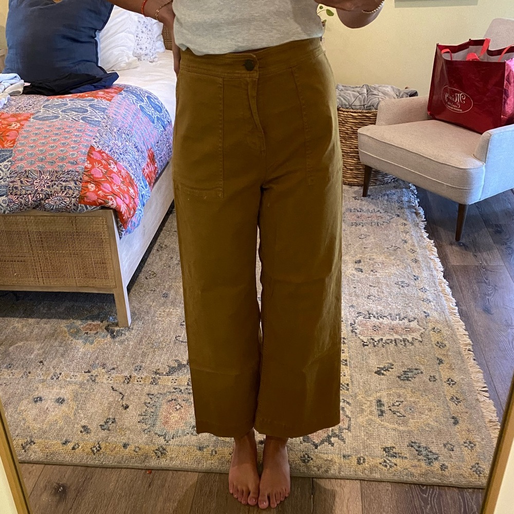 Lou & Grey Cropped Double Front Pocket Pants